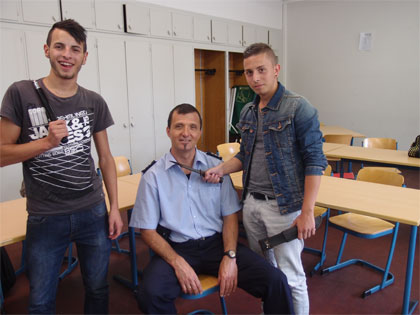 Das Hans-Böckler-Berufskolleg begrüßt seine neuen Schüler der Handelsschule